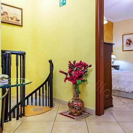 Chic In - Sunny Terrace * Barletta